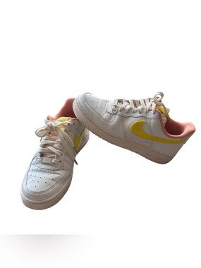 Nike Air Force 1 “Mini Mama” Women’s Size 7 White Yellow Pink AF1